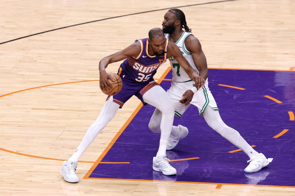 般兼具防守 般兼具防守