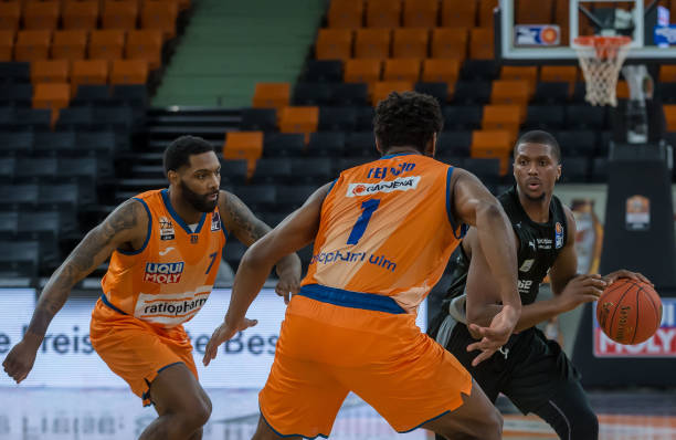 而弗里茨在 而弗里茨在