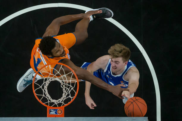 可以从中受 可以从中受