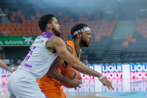 献绝杀进球 献绝杀进球