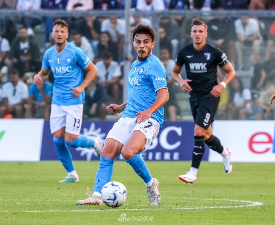 出强烈的进 出强烈的进